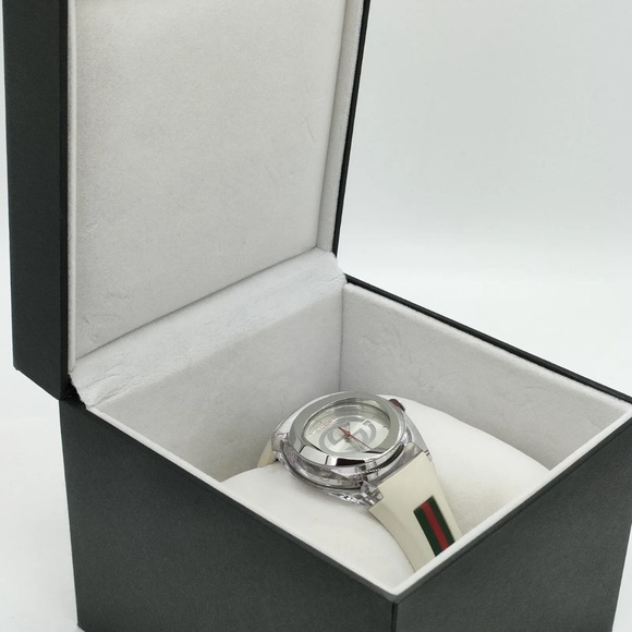 Auth Gucci Sync 137.3 36mm Men's Unisex Silver X Whites Watch - Picture 3 of 10